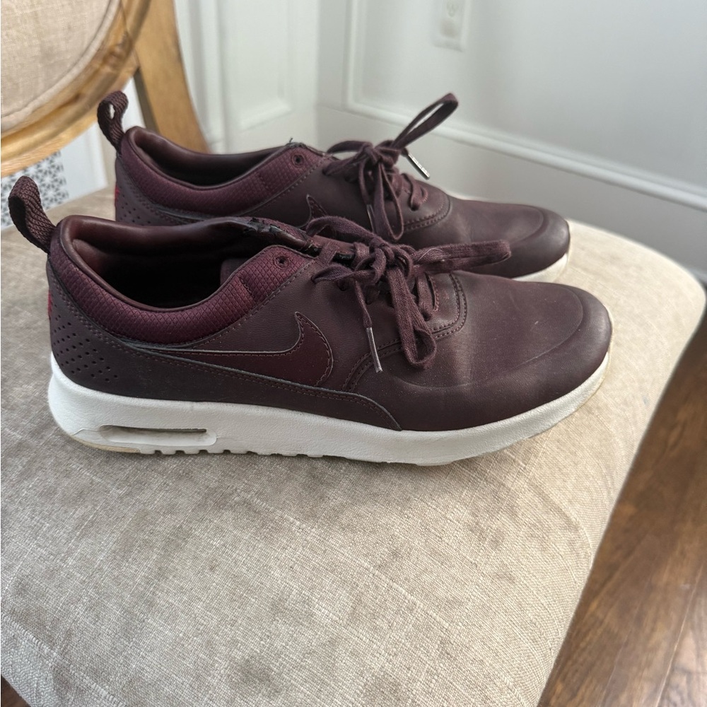Nike Maroon Leather Sneakers
